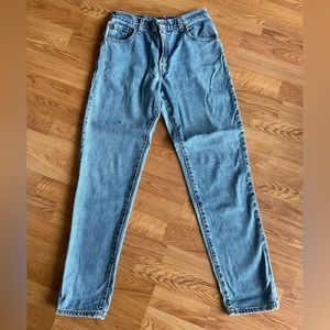Vintage Levi’s 550 Classic Relaxed Straight Leg Jeans Size 8 Size 28